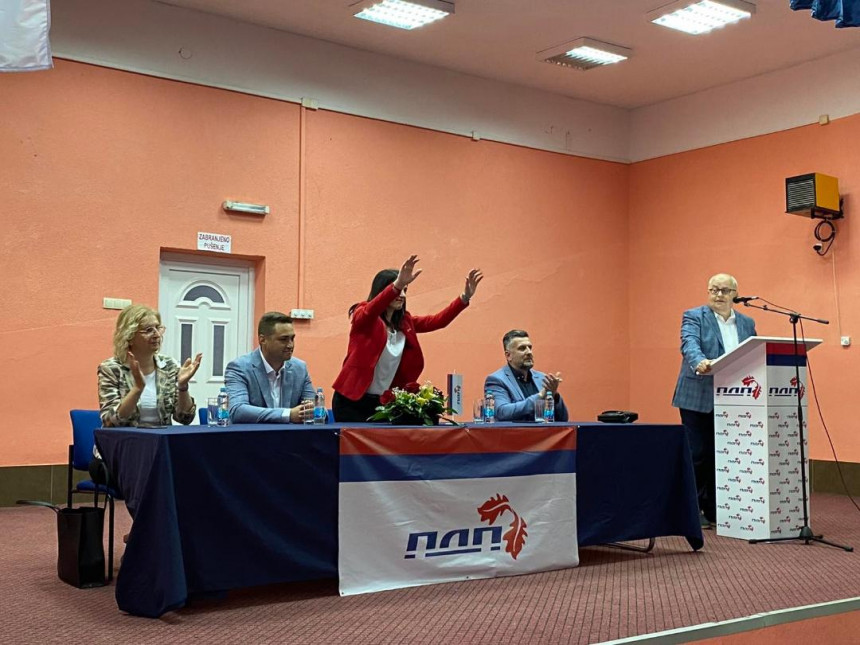 Republika Srpska može i mora postati najbolje mjesto za život Republika Srpska može i mora postati najbolje mjesto za život