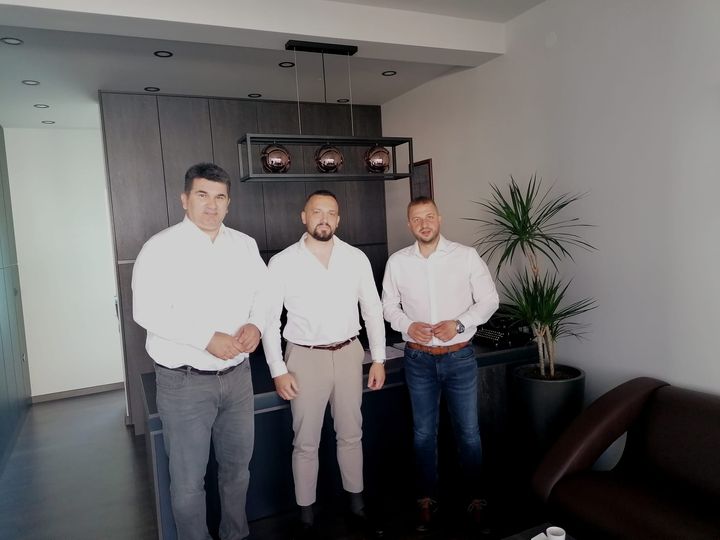 Lopare: Savić i Nešković posjetili advokatsku kancelariju Tošić