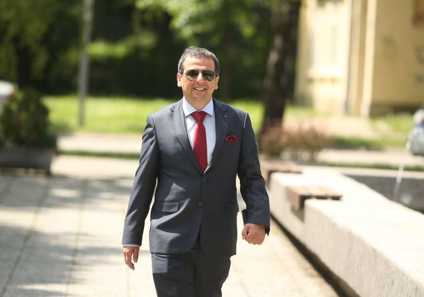 “Ponovo se proveo kao bos po trnju” Vukanović kaže da je govorio Dodiku da se mane priča o vraćanju nadležnosti
