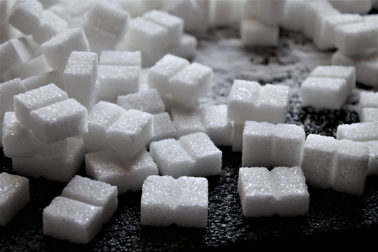 Ne prestaje panična kupovina šećera u Srbiji