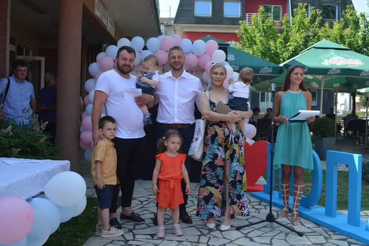 Šesta konferencija beba u Loparama – Nešković uručio nagrade pobjednicima Šesta konferencija beba u Loparama – Nešković uručio nagrade pobjednicima
