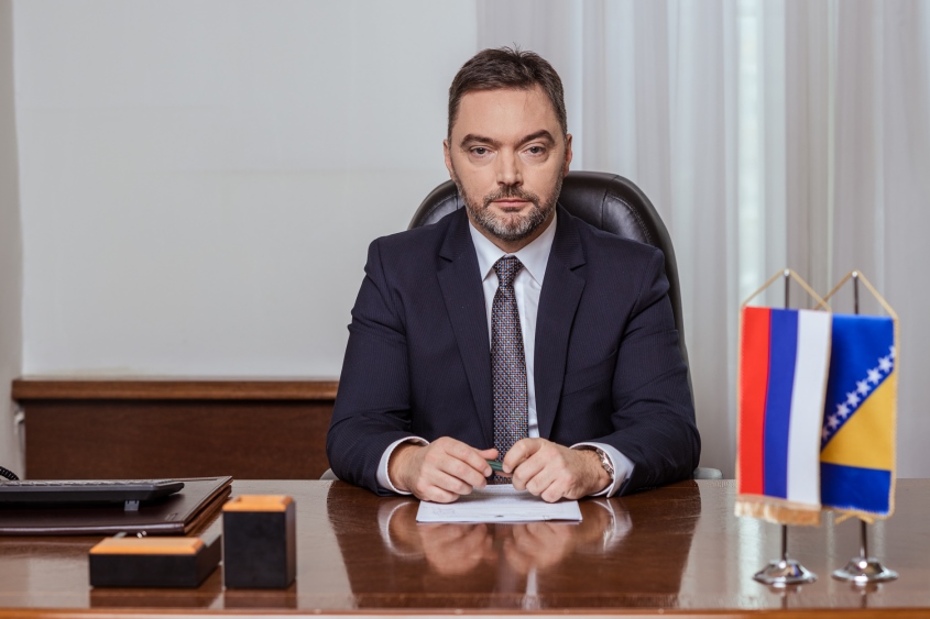 Košarac u Ženevi potpisao protokole o izmjenama sporazuma sa EFTA Košarac u Ženevi potpisao protokole o izmjenama sporazuma sa EFTA