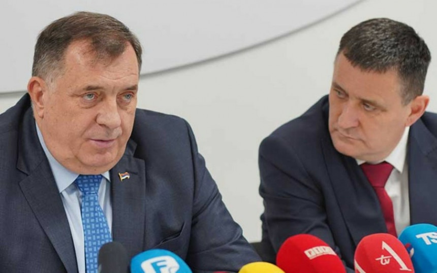 Spašavanje obraza: “Ja tebi Vojvodo, ti meni Serdare” Spašavanje obraza: “Ja tebi Vojvodo, ti meni Serdare”