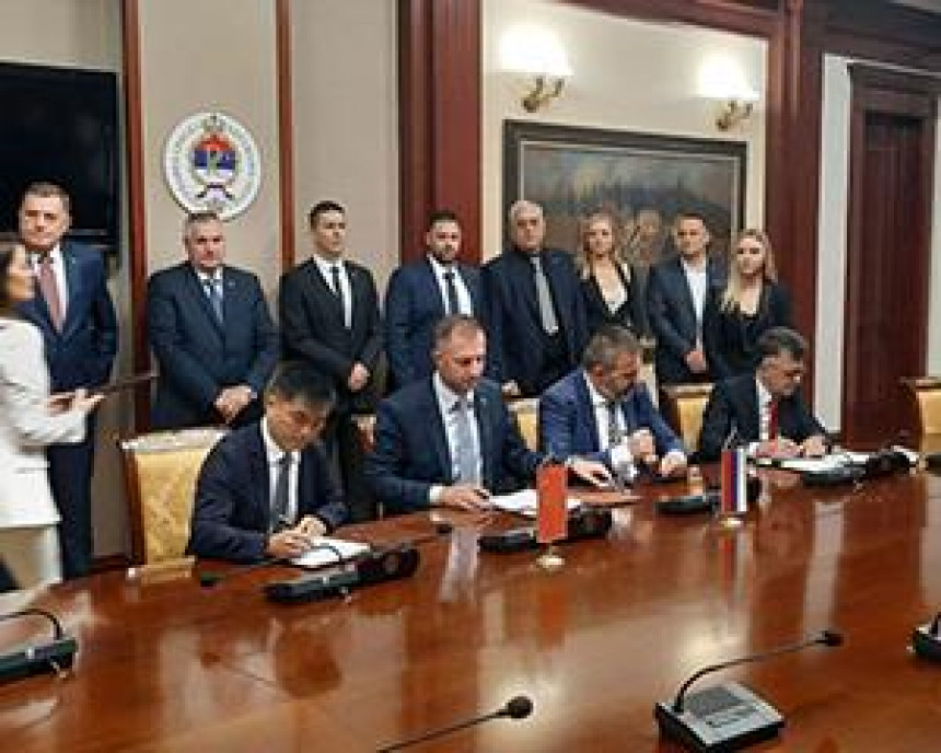Potpisan ugovor o gradnji autoputa Brčko – Vukosavlje