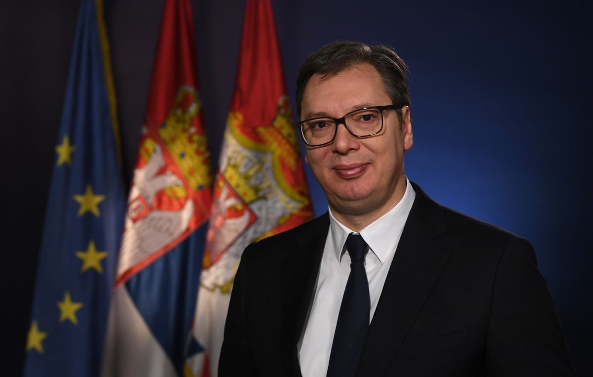 Vučić svoje dramatično najavljeno obraćanje pomjerio  za 8. oktobar