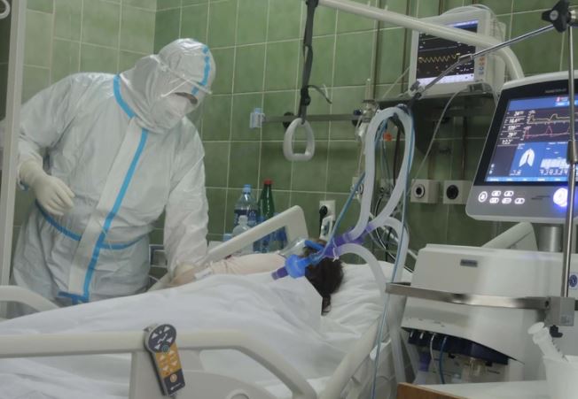 Deset pacijenata preminulo: U Srbiji 2.740 novozaraženih virusom korona
