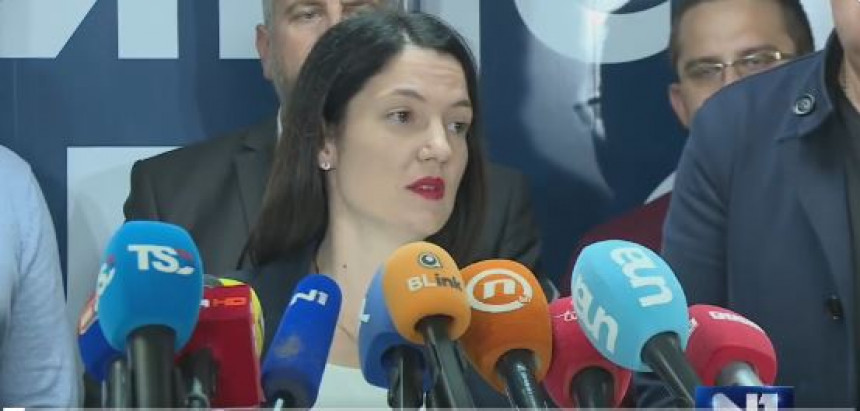 Opozicija: Zbog brutalne krađe novi protest ponovo u nedjelju Opozicija: Zbog brutalne krađe novi protest ponovo u nedjelju