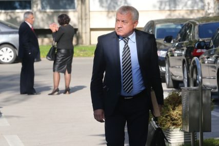 Mihajilica proziva Dodika “Nesuđeni generalu, budi muško i povuci se”