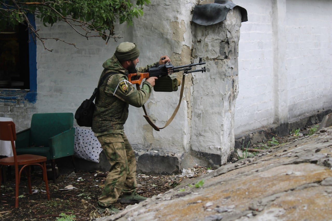 Najnovije: Rat u Ukrajini, 256. dan – Ruske trupe napreduju u pravcu Avdejevke, Artemovska i Južnog Donjecka; Čečeni zaustavili ofanzivu Ukrajinaca u Svatovu