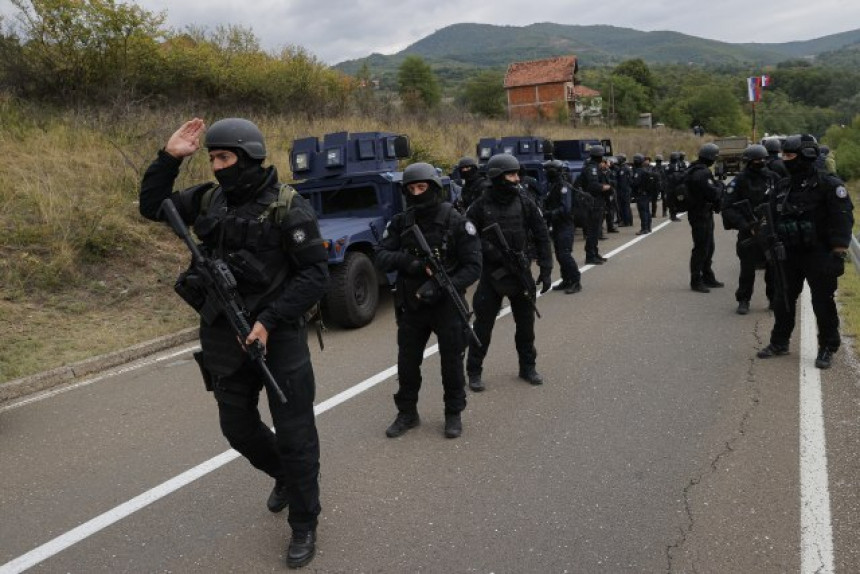 Specijalci ROSU stigli na sjever Kosova i Metohije Specijalci ROSU stigli na sjever Kosova i Metohije