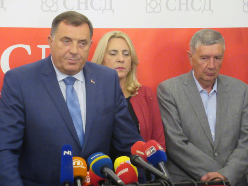 Radmanović: Poraz Dodika u Banjaluci nas je baš udario