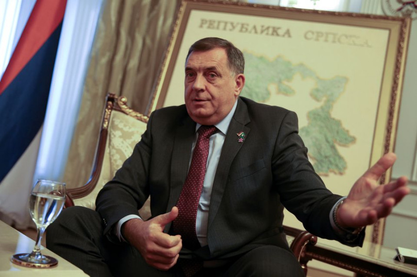 Dodik na instagramu: Očekujem da se okupimo oko Srpske i time pokažemo..
