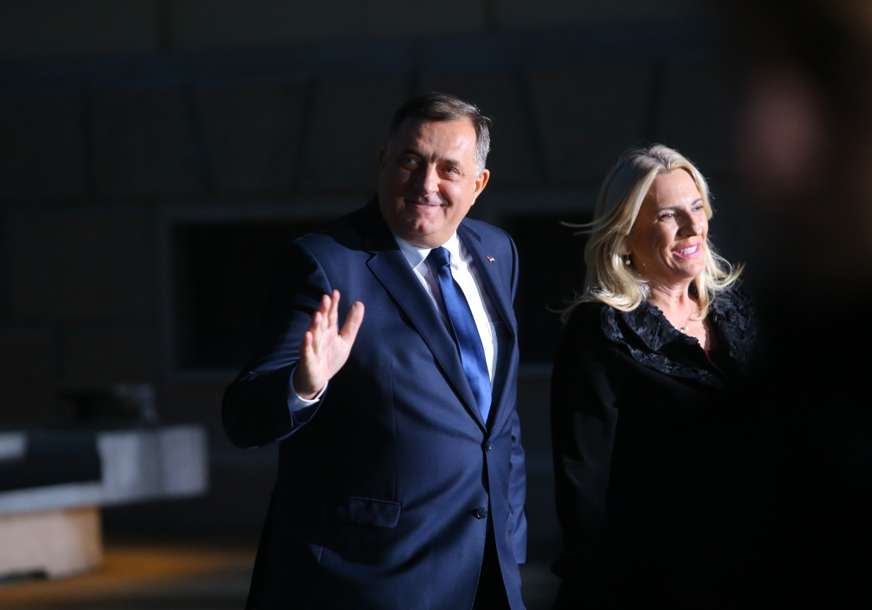 „Cijela Srpska je ponosna“ Dodik i Cvijanovićeva uputili čestitke Sari Ćirković na zlatnoj medalji (FOTO)