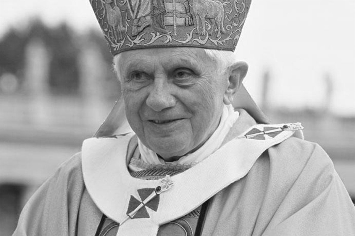 Preminuo bivši papa Benedikt XVI
