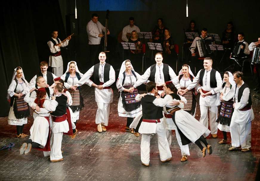 Čuvar tradicije sa čak 400 članova: Održan godišnji koncert ANIP „Veselin Masleša“