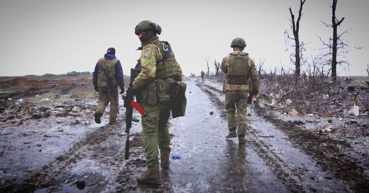 Najnovije: Rat u Ukrajini, 295. dan – Vagnerovci zarobili Ukrajince kod Bahmuta; Blumberg: Putin će dobiti rat