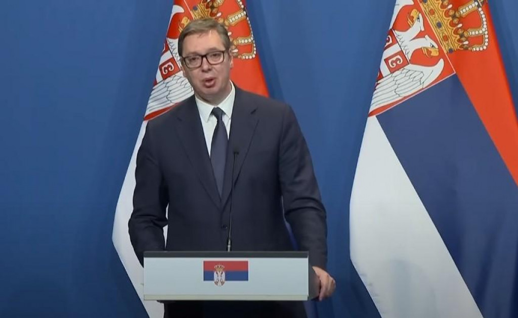 Vučić Kurtiju: Teroristički ološu, vodi računa da ne povrijediš nijednog Srbina