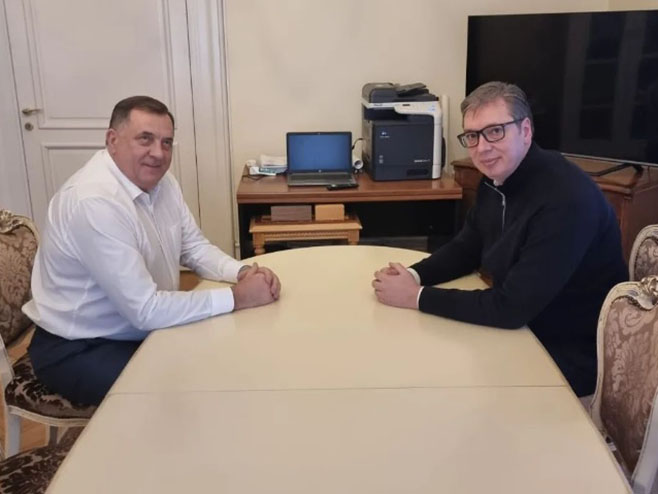 „Na stolu, kao što vidite, nema ničega“ Sastanak Dodika i Vučića, predsjednik Srbije najavio posjetu Srpskoj
