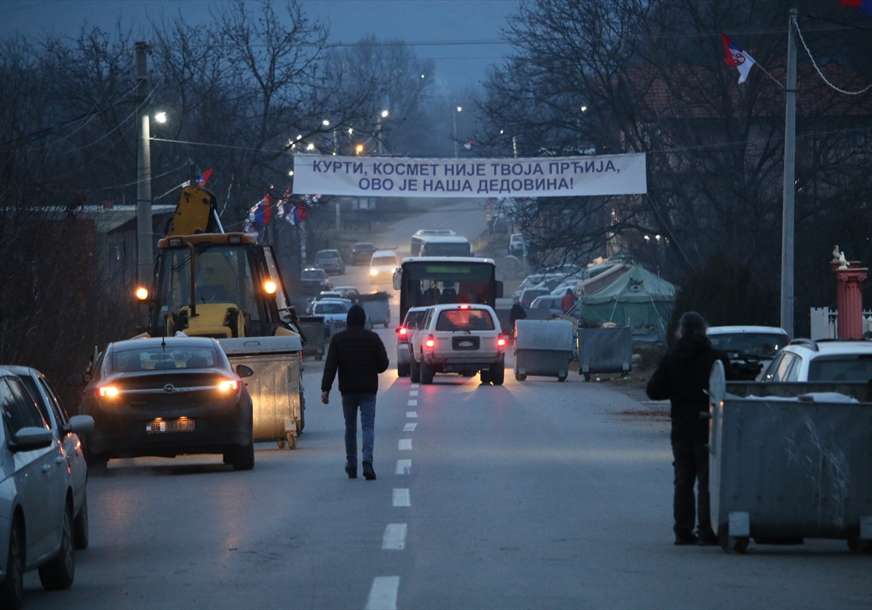„Neizvjesnost i strah i dalje prisutni“ Srbi na Kosovu Novu godinu dočekali bez većih proslava