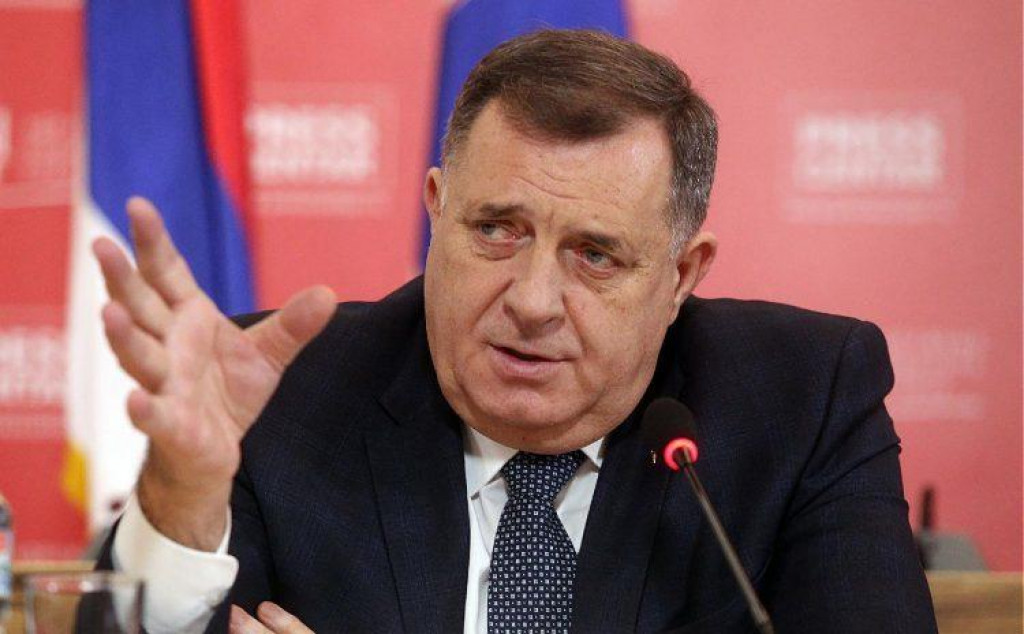 Dodik: Pod himnom Srpske niko nije stradao, a uz „Alahu ekber“ hiljade ljudi