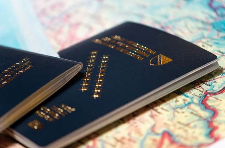 Više od 30.000 ljudi se odreklo pasoša BiH u proteklih sedam godina