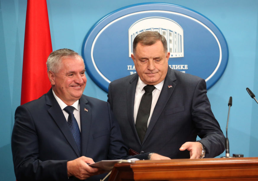 Dodik: Prijavio sam Cvijanovićevu, Viškovića, Stevandića i sebe Tužilaštvu BiH (FOTO)