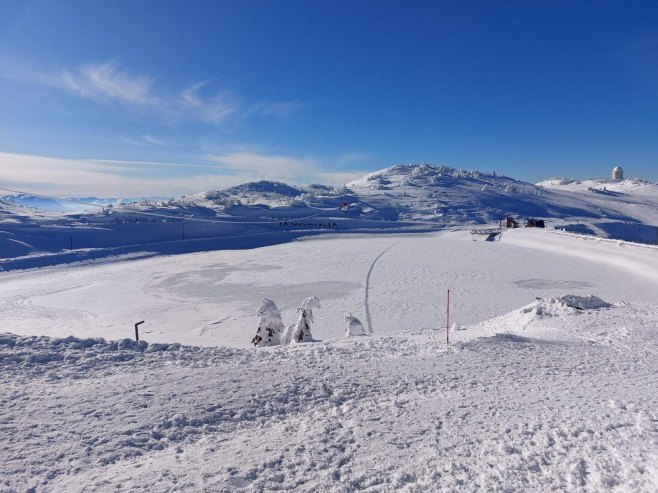 Protekli vikend na Јahorini najposjećeniji, oko 10.000 skijaša po danu