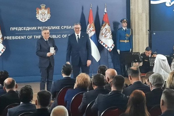 Vučić uručio Cicoviću Zlatnu medalju za zasluge „Odnosi Srpske i Srbije nikada nisu bili bolji“