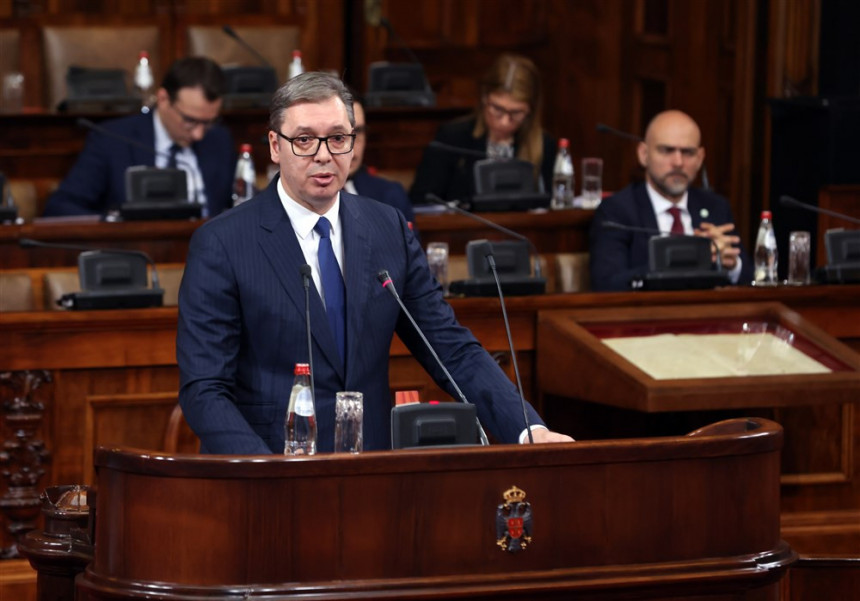 Vučić Srbima na Kosmetu: Srbija je vaša domovina