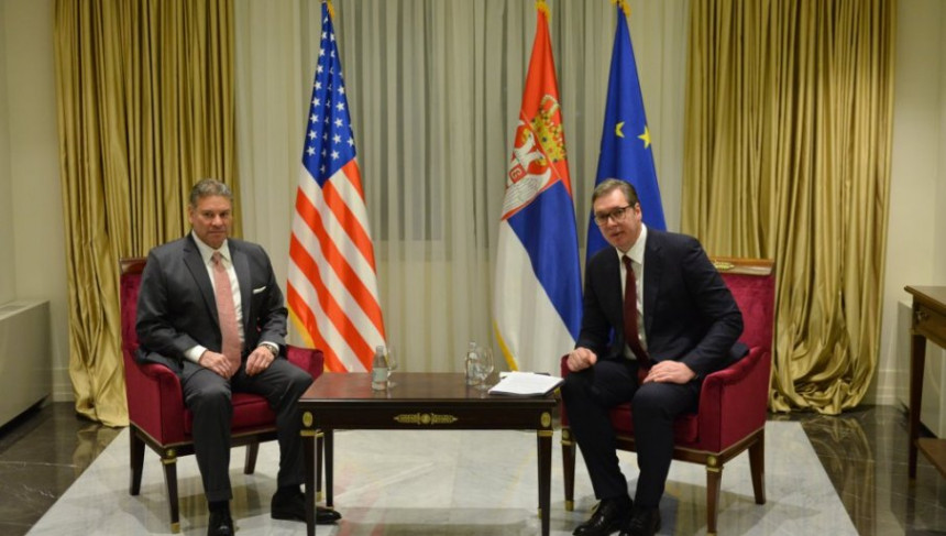 Vučić poručio Eskobaru: Možeš samo da sanjaš priznanje Kosova