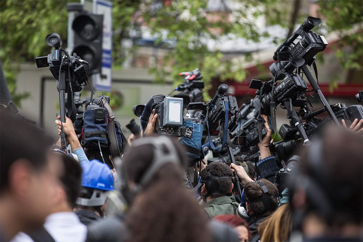 Istražujemo: Kakvo je stanje medijskih sloboda u EU i Americi