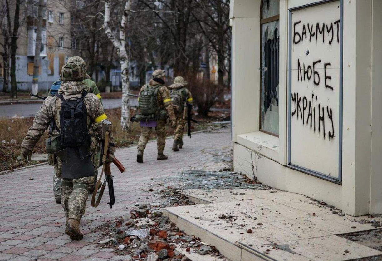 Rat u Ukrajini, 380. dan – Ukrajina dovlači pojačanja u Bahmut; Ukrajince čeka potpuna katastrofa?