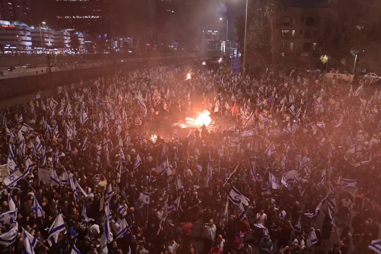 Masovni protesti izbili širom Izraela poslije smjene ministra odbrane