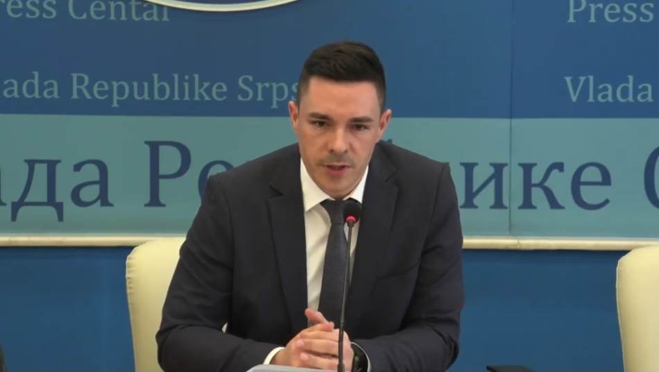 Za početak bi bilo dobro da ministar Bukejlović ne obmanjuje javnost ili da bar nešto nauči
