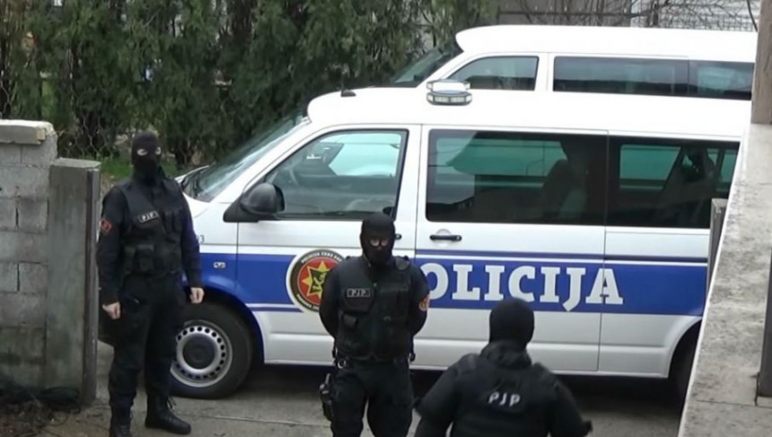 Hapšenja u CG: „Uzdrman narko kartel u policiji“
