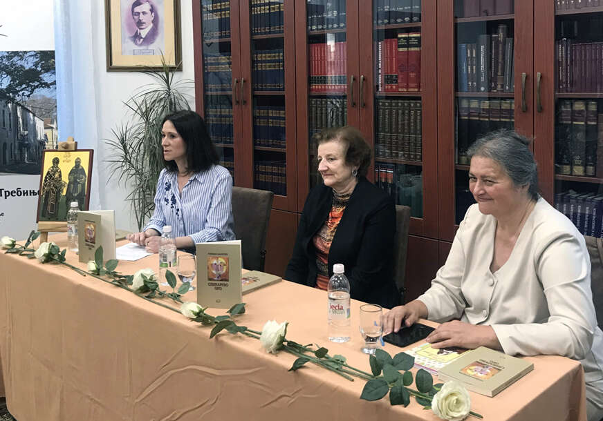 Književno veče u Trebinju: Gordana Maletić predstavila zbirku eseja iz umjetnosti „Slikarevo oko“