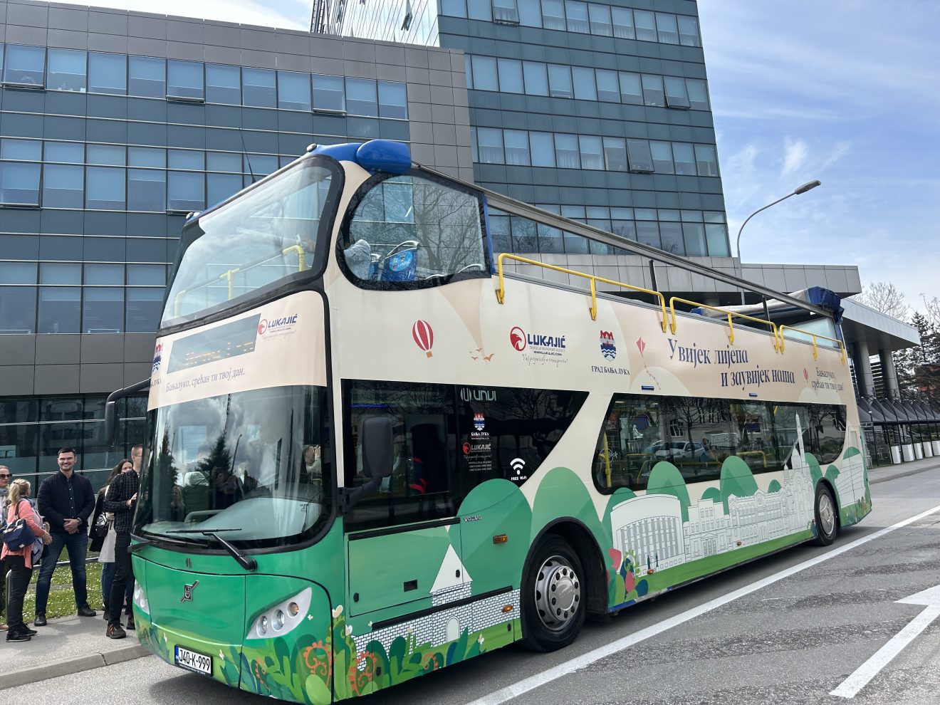 Panoramski autobus u Banjaluci plaćaju Teniski savez i privatna firma