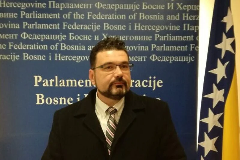 Mešalić pita Nikšića kako planira zaustaviti Dodika: Građane ne zanima šta mislite nego šta ćete uraditi