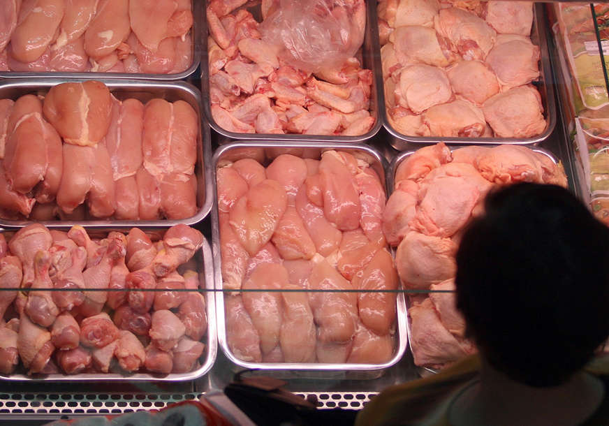 Peradari pozivaju na oprez: Odleđena piletina iz Turske prodaje se kao „svježe“ meso