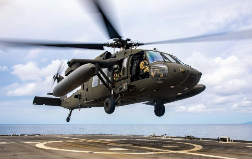 Nestao američki helikopter sa deset osoba u Japanu