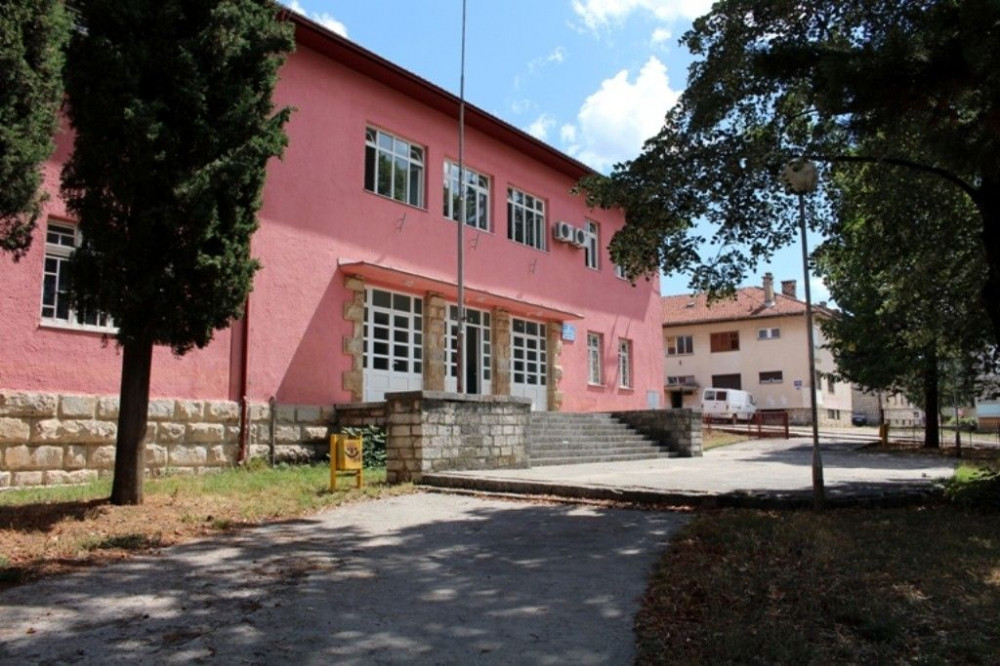 Skandal: U SŠC u Bileći traže pedagoga bez iskustva?!