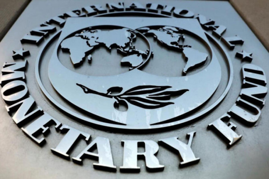 MMF traži čak i sniženje plata