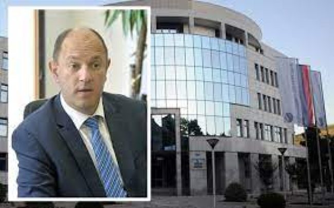 Elektroprivreda dijeli milione šakom i kapom