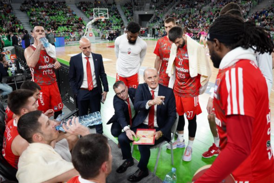Velika podrška navijača Zvezde pred nastavak finala (FOTO)