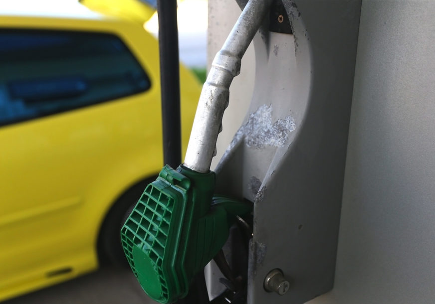 Pojeftinilo gorivo u Srpskoj