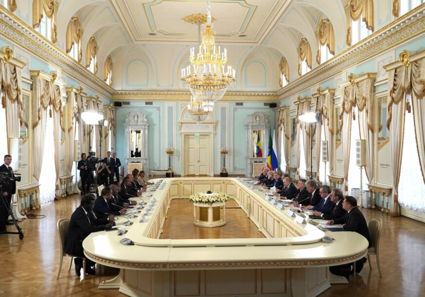 Počeo samit u Sankt Peterburgu: Putin poručio da su ojačane ekonomske veze Rusije i Afrike