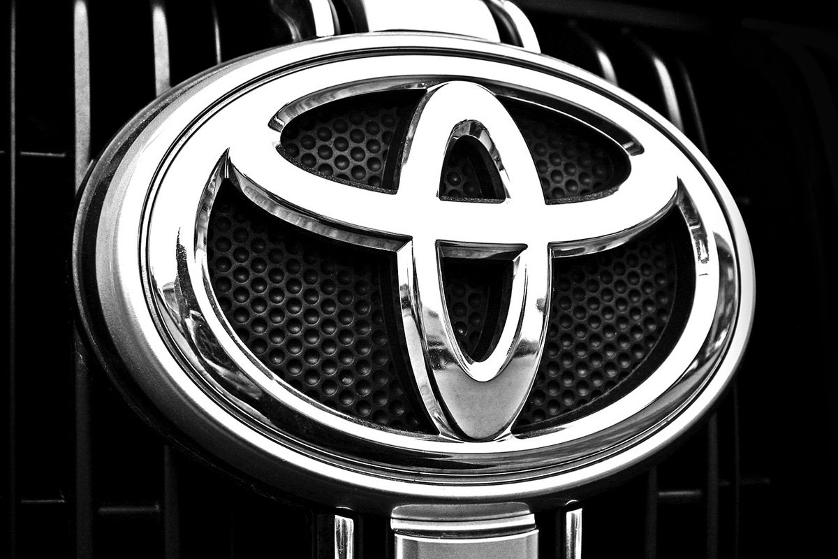 Toyota nastavila sa radom u 12 fabrika u Japanu