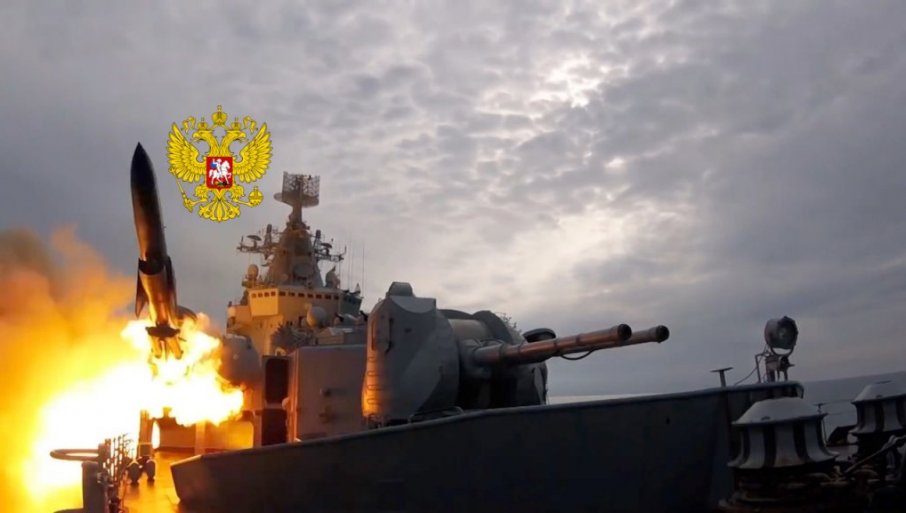 Rat u Ukrajini, 528. dan – Oštećen ruski tanker nedaleko od Krimskog mosta, sumnja se na napad dronom
