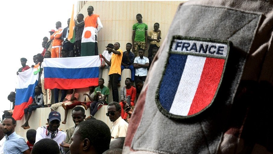 Francuzi napali gardu Nigera. Oglasili se borci za slobodu Nikera, podignuta borbena gotovost