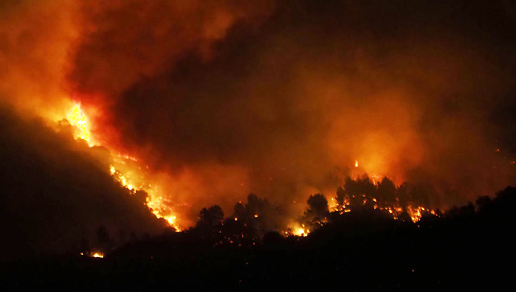 Grčka: Peti dan traje borba sa požarima